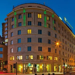 Otel By Ihg, Cenova