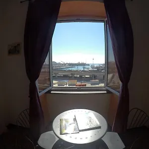 Al Fronte Del Porto Отель типа 